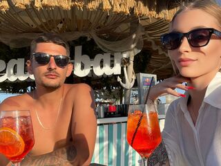 live couple sex cam show AnnaAndLeo