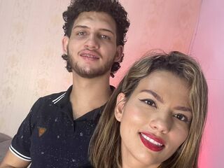 porn cam MiaAndCharly