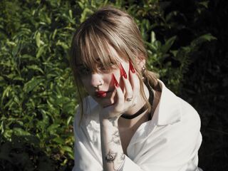 spanking live cam LiyaLuna