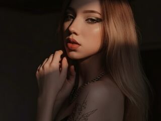 girl latex fetish cam ValkaRosselli