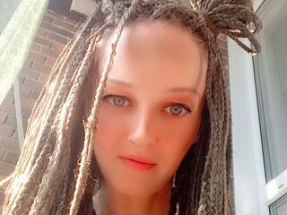 beautiful girl AliseThompson