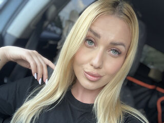 jasmin live sex show AmaFox