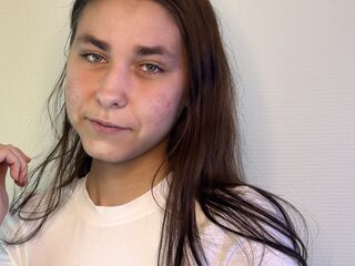 adult webcam chatroom AngelaDefelice