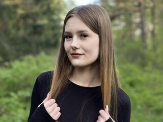 chat room live webcam BernardPeters