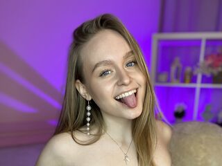 topless camgirl BonnyWalace