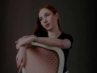 cam slut CarleenZangari