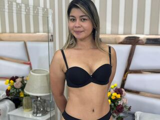 camwhore masturbating with dildo CarlyJoness