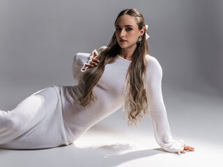 camporn live DannaWhite