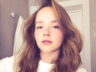 hardcore live show DaysiDust