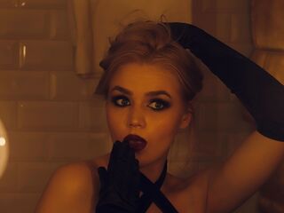 camslut masturbating ElaineVeloz