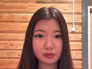 nude camgirl picture KenishaFaylor