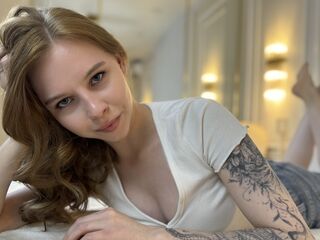 adult cam LilyMouss