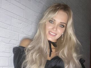 adult cam live LynetteCodling