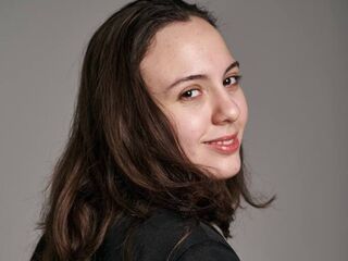 cam girl masturbating with vibrator MonaStout