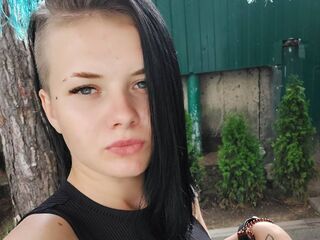 camgirl sexchat MonikaNeall