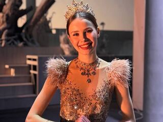 naughty cam girl NylaPitarresi