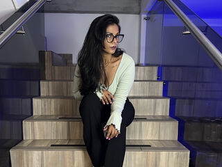 closeup web cam OliviaLezama