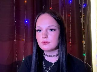 masturbating camgirl RosalindFerndez