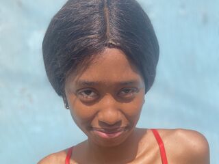 naked camgirl masturbating SelenaTate