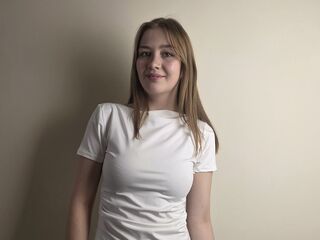 camgirl playing with sex toy TeresiaCaspi