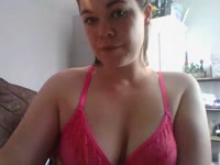 Hi, I´m Kate and looking for a bit of fun. Welcome to join me :)