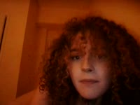 Hai ik ben Yusra 18 jaar en van Marokkaanse afkomst. Ik maak in mijn dagelijkse leven 18+  content en ervaar daar heel veel plezier in. Ik ben een vollere dame met grote borsten een dikke kont een klein buikje lief gezichtje en een bos vol krullen boven en beneden.ik doe aan augyo, foot, BDSM, SM, GFE, dominantie, onderdanigheid,en Golden shower fetisj. Naast fetisj doe ik ook aan twerken, boobie shows en samen spelen.