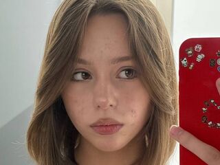 camwhore masturbating FelicitaMasten