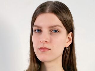 webcam chatroom MyrtieKatula