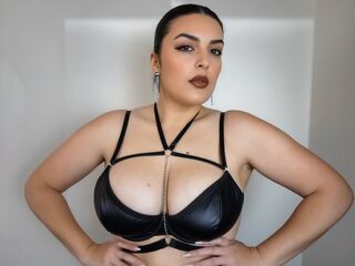 hot cam girl masturbating with sextoy VeraNoire