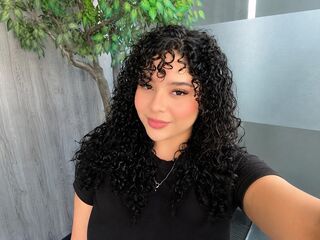 cam girl playing with sextoy EmilyJune