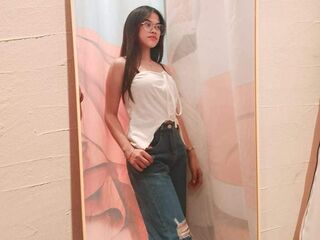 camslut showing pussy KallyContez