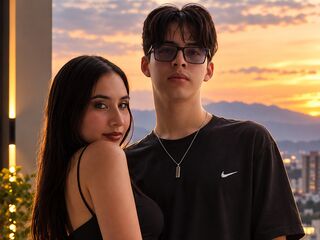 nude cam girl sucking cock LunaAndAngel