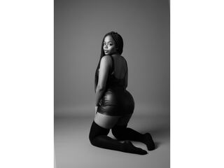 rubber fetish web cam girl BrownNina