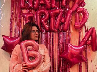 nude webcam girl photo AdinaBoas