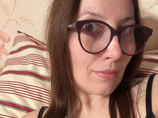 live striptease show AlanyssLyon