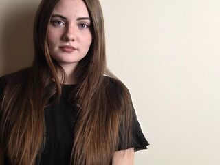 webcam strip tease show AlfrediaRoubekas