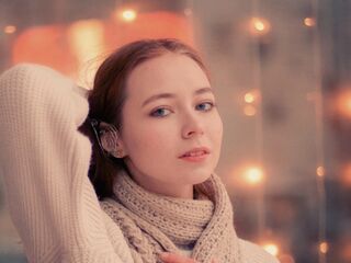 cam girl masturbating with vibrator AlishiaKho