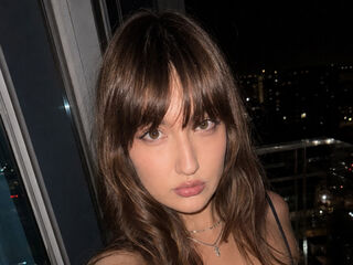 camgirl showing tits AlizaShaner