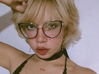 sexy webcamgirl pic AmelieMari