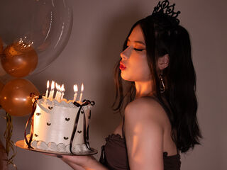 girl topless chat AngelaRodds