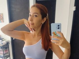 naked camgirl photo AriaRowan
