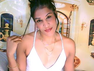 masturbating cam girl AzzyGreene