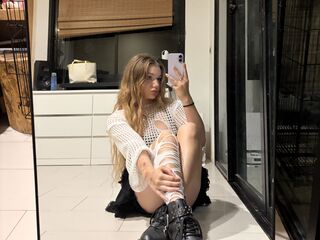 nude cam BrandiStover