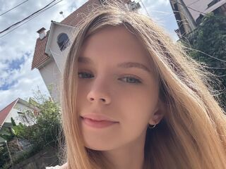 webcam live sex show ChloeFruye