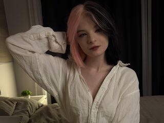 cam whore live ClaudineKrentz