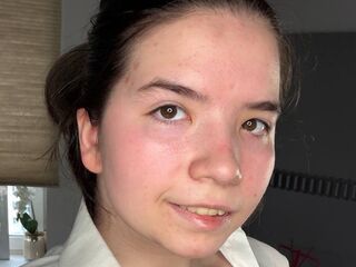 beautiful girl webcam DaisyMolen