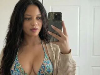 masturbating webcam girl DaviWilliams