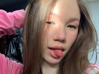 sexcam show DominicaAuerbach
