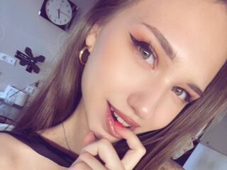 nude webcamgirl pic EarthaMaruyama