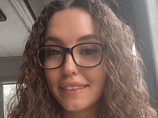 masturbating girl ElanorSiefke